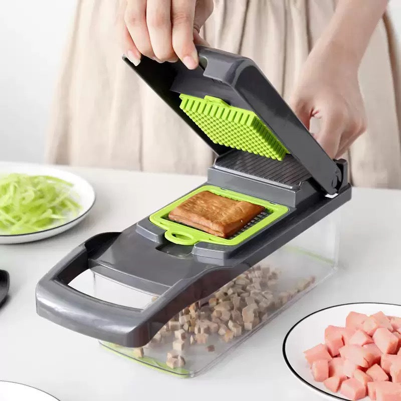 Compact Vegetable Chopper